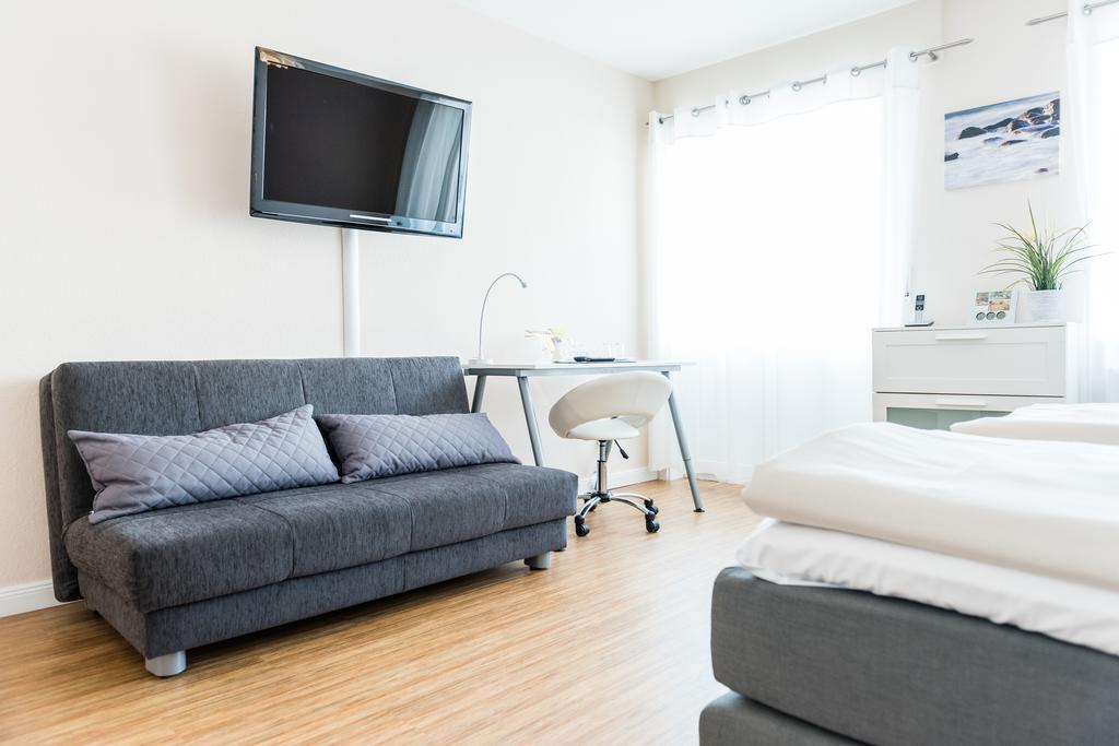 Schaefers Hotel, Self-Check-In, Cafe Und Baecker Am Hotel フェヒタ エクステリア 写真