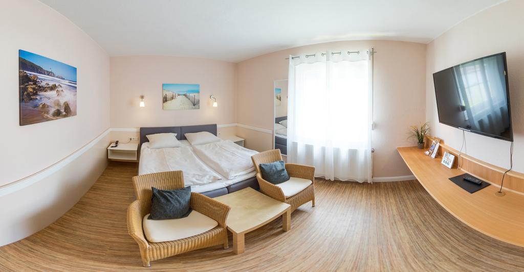Schaefers Hotel, Self-Check-In, Cafe Und Baecker Am Hotel フェヒタ エクステリア 写真