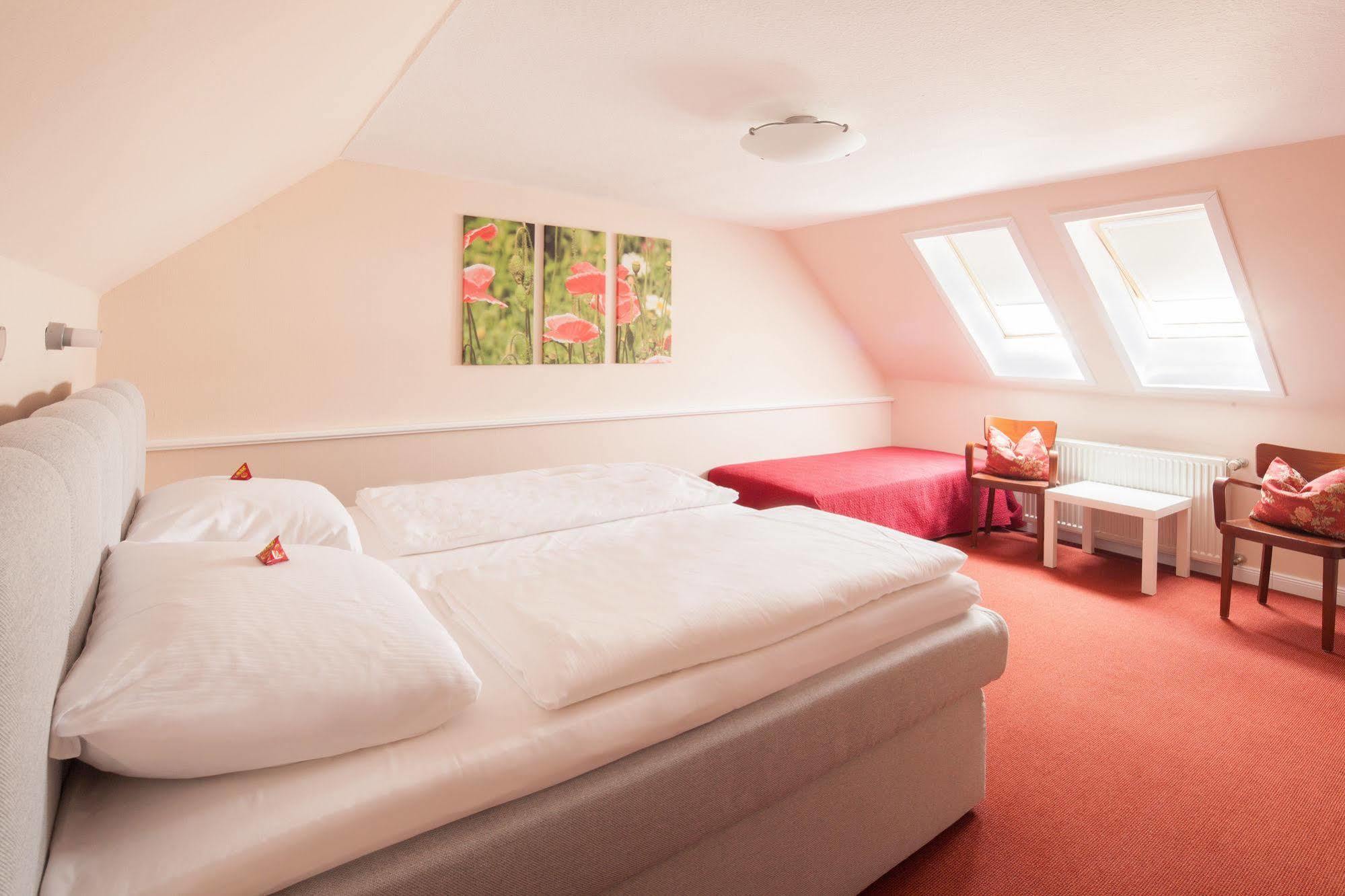 Schaefers Hotel, Self-Check-In, Cafe Und Baecker Am Hotel フェヒタ エクステリア 写真